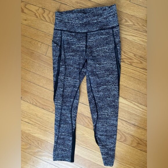 lululemon Pace Perfect High-Rise Tight 25” - Picture 3 of 7
